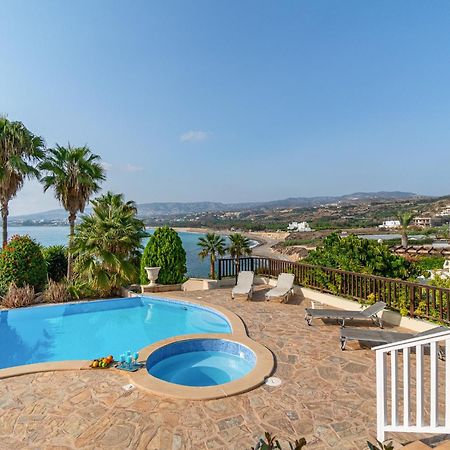 Beach Front Villa Mer Blu By Ezoria Villas Coral Bay Exterior photo
