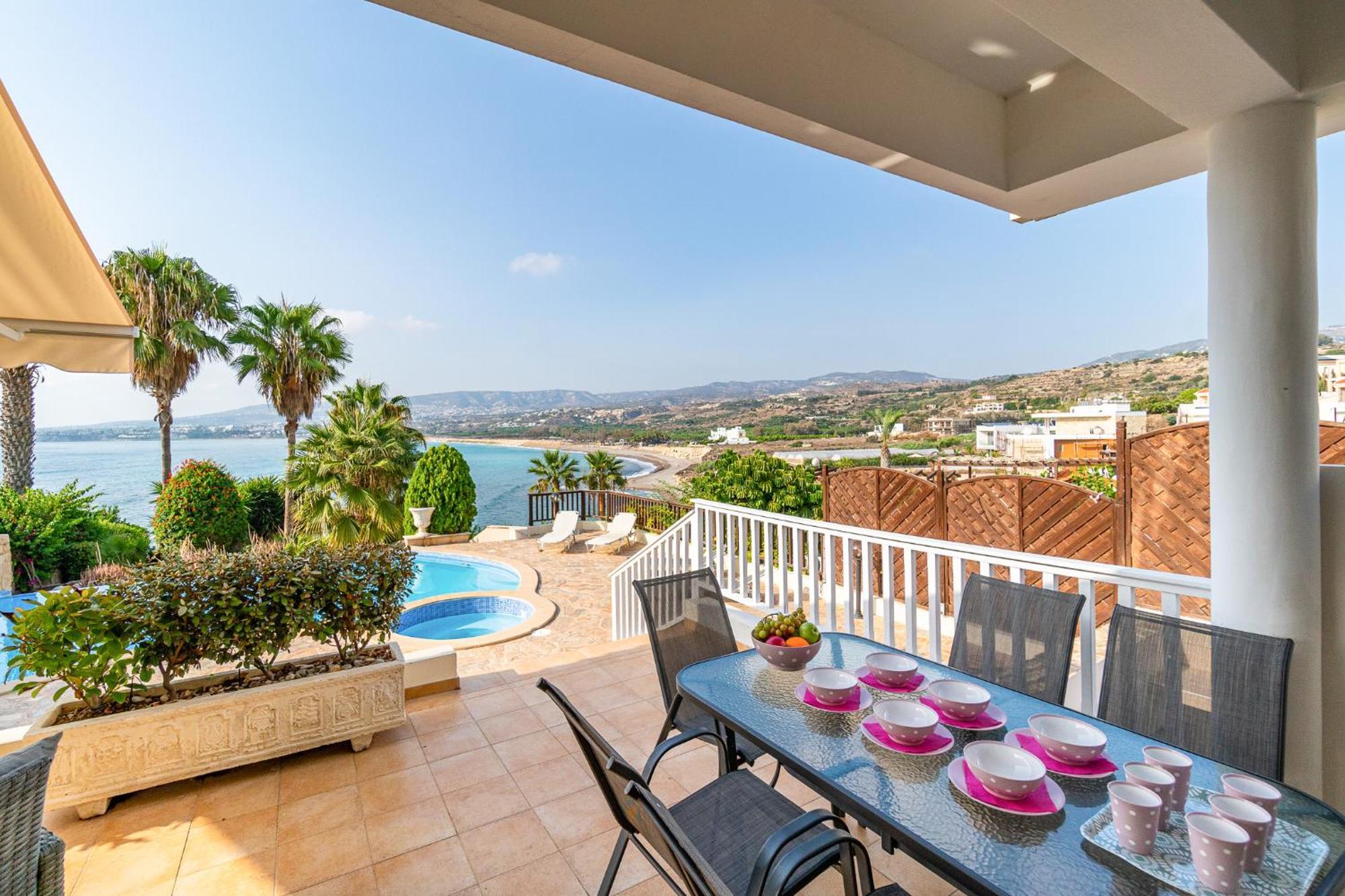 Beach Front Villa Mer Blu By Ezoria Villas Coral Bay Exterior photo